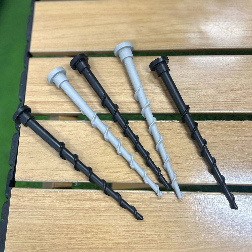 12 個のグラウンドスクリュー ロボット芝刈り機用 充電ベー - Gardening Tools Screwfix のレビューと価格